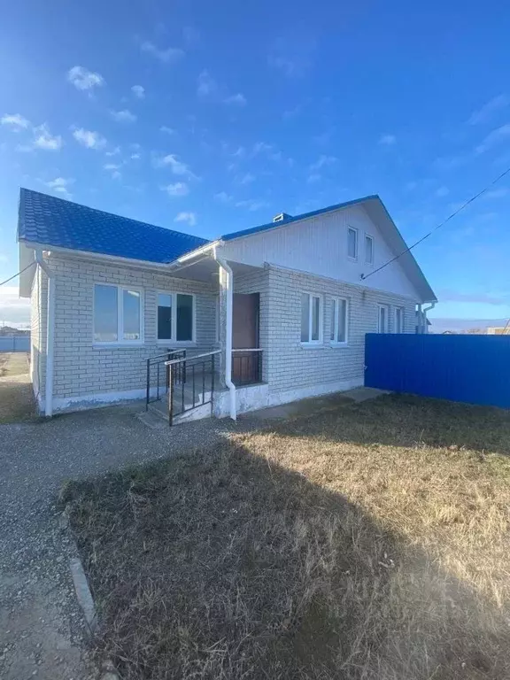 2-к кв. Астраханская область, Красноярский муниципальный округ, с. ... - Фото 1