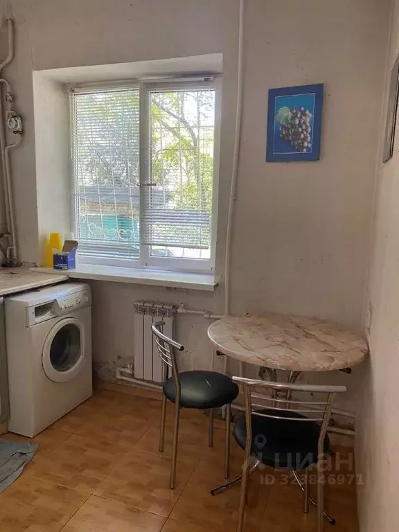 Комната Крым, Симферополь ул. Дмитрия Ульянова, 8 (18.0 м) - Фото 1