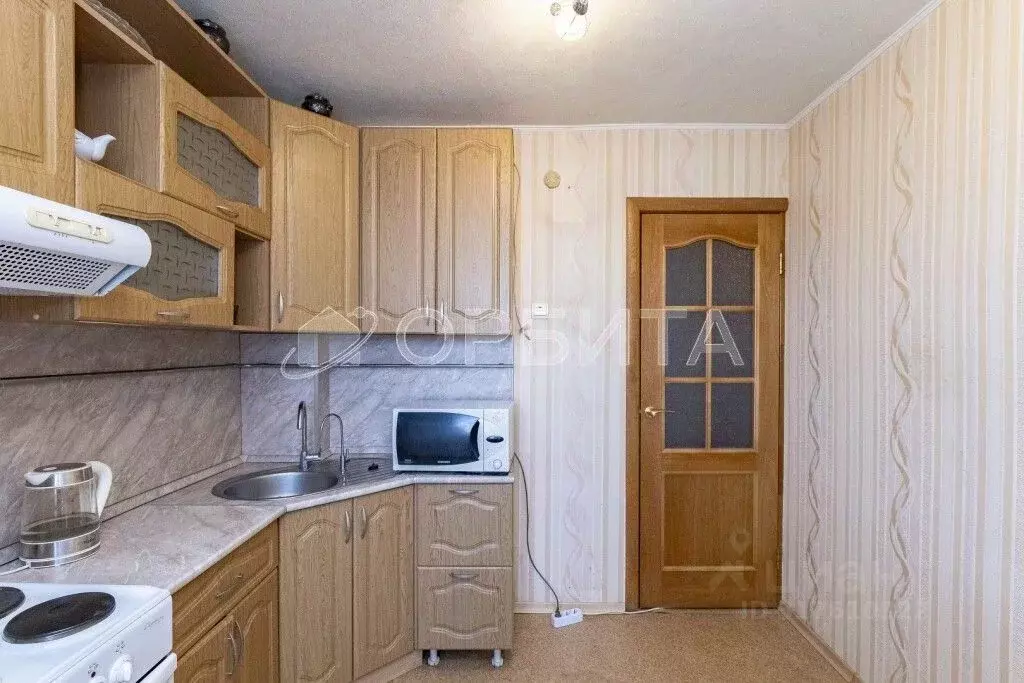 3-к кв. Тюменская область, Тюмень ул. Шиллера, 22 (60.0 м) - Фото 1
