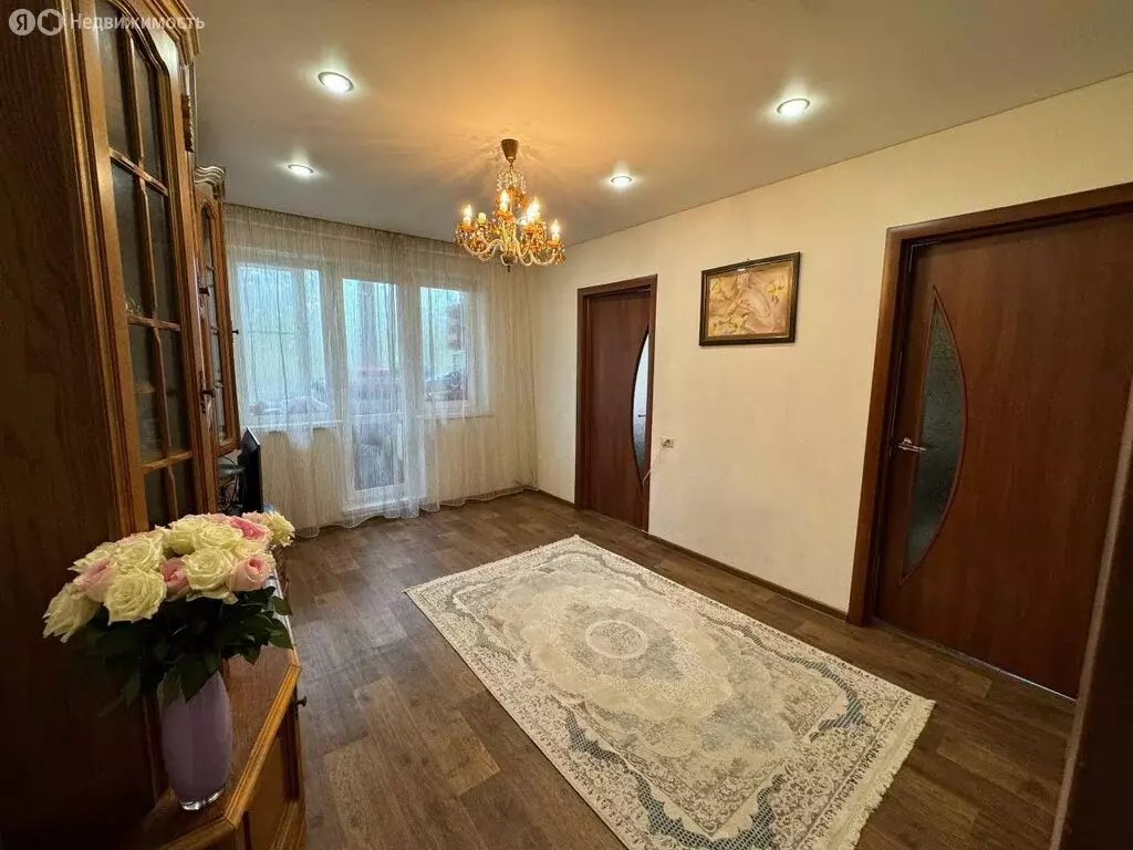 3-комнатная квартира: Челябинск, улица Сони Кривой, 65А (48 м) - Фото 1