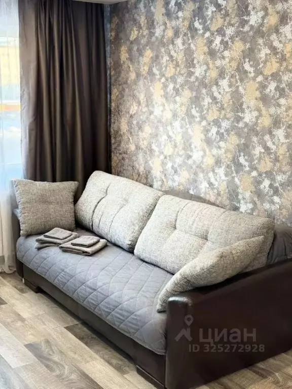 2-к кв. Магаданская область, Магадан Портовая ул., 19Б (43.0 м) - Фото 1