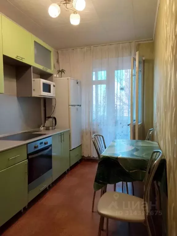 3-к кв. Ульяновская область, Ульяновск Камышинская ул., 8 (64.5 м) - Фото 0