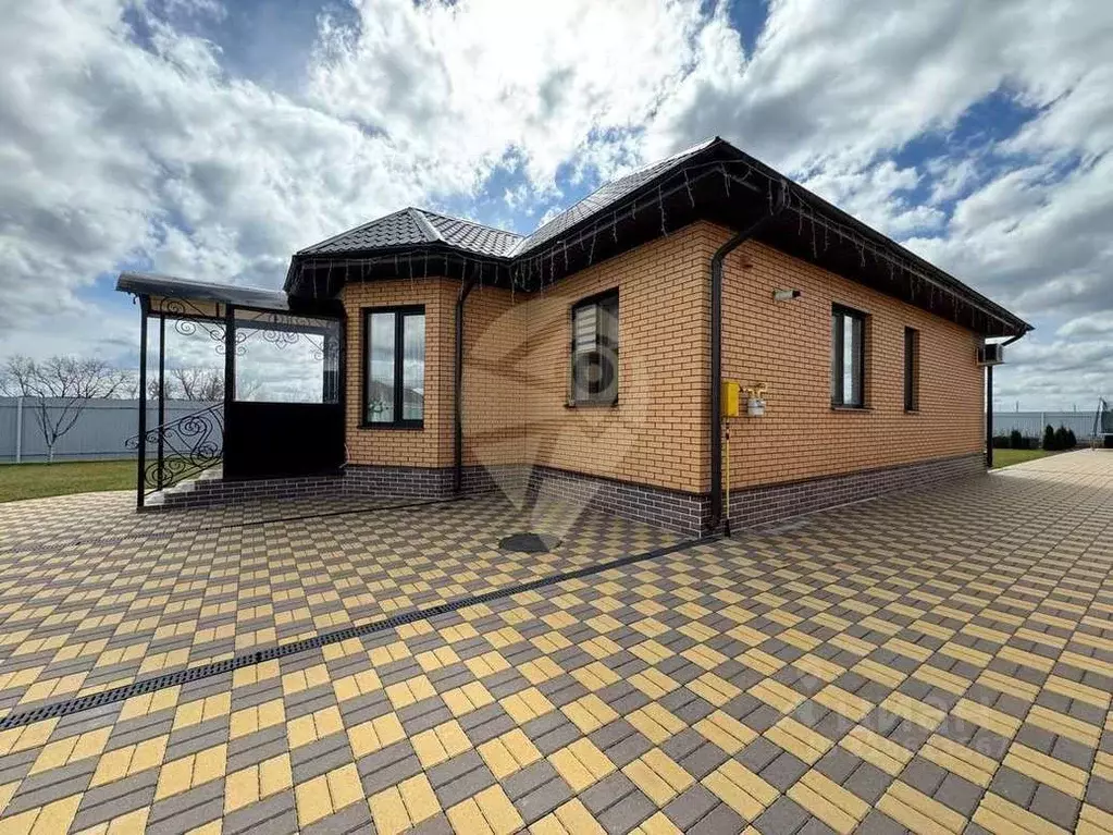Дом в Белгородская область, Старый Оскол ул. Научный Центр (118 м) - Фото 1