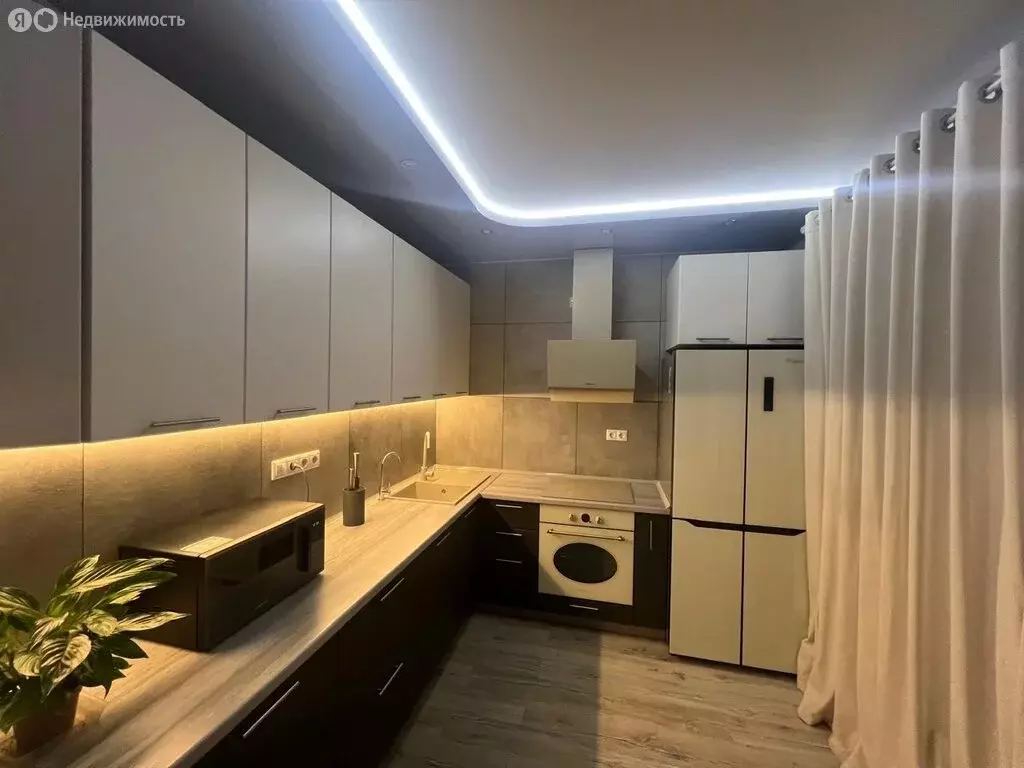 2-комнатная квартира: посёлок городского типа ВНИИССОК, улица Дениса ... - Фото 0