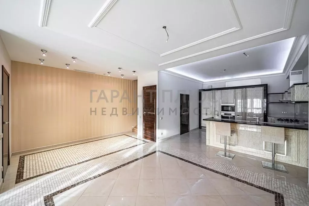 Таунхаус в Липецкая область, Липецк Нижняя Логовая ул., 4 (201 м) - Фото 1