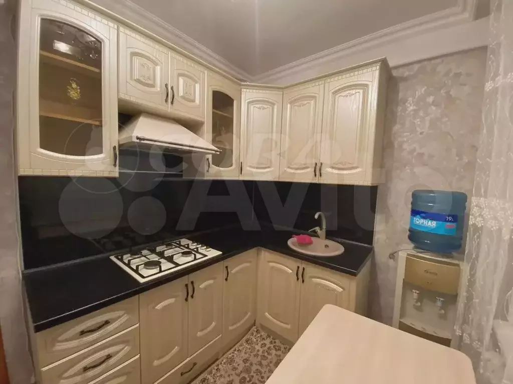 1-к. квартира, 42 м, 7/11 эт. - Фото 0
