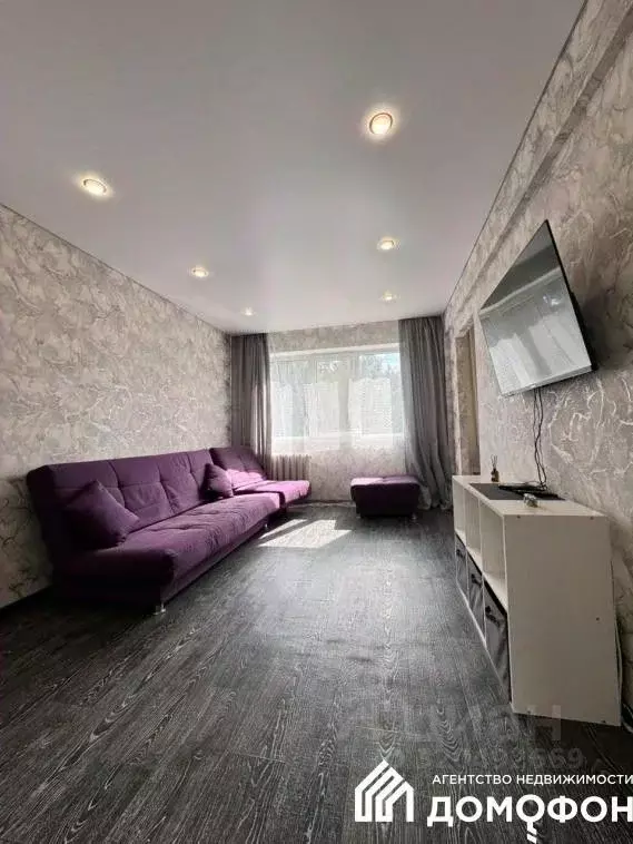 1-к кв. Омская область, Омск Заозерный мкр, просп. Менделеева, 32 ... - Фото 1