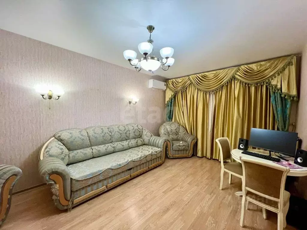 2-к кв. Московская область, Люберцы ул. Назаровская, 5/8 (61.9 м) - Фото 0