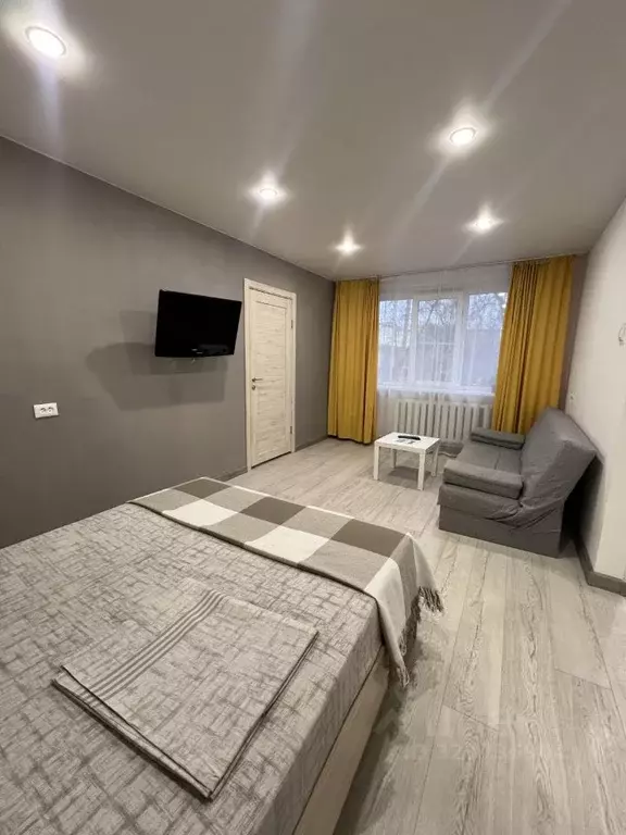 2-к кв. Псковская область, Псков Пароменская ул., 17 (45.0 м) - Фото 1