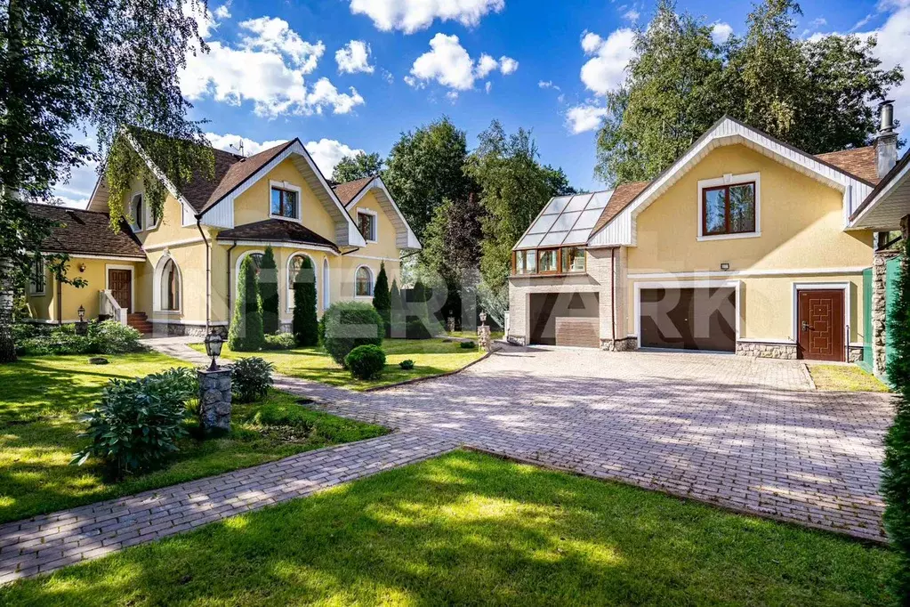 Дом 250 м на участке 21 сот. - Фото 0