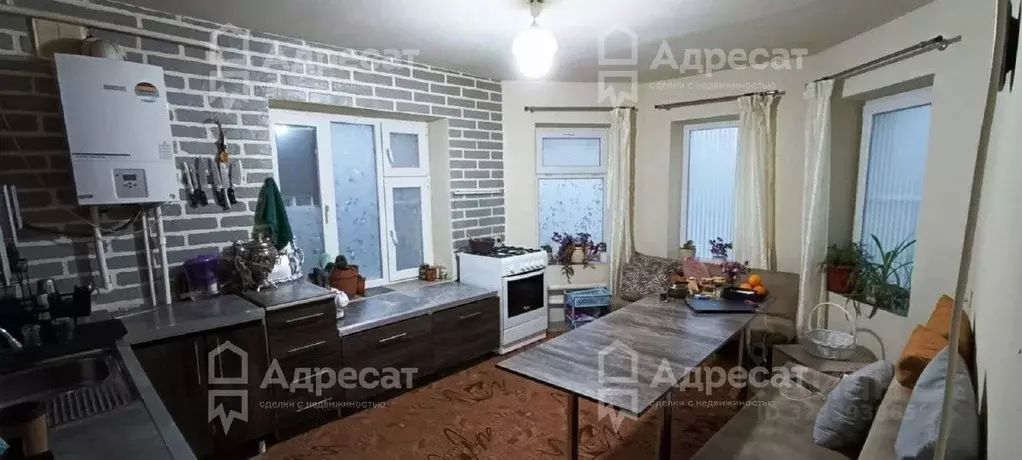 Дом в Волгоградская область, Волгоград Кубинская ул. (65 м) - Фото 2