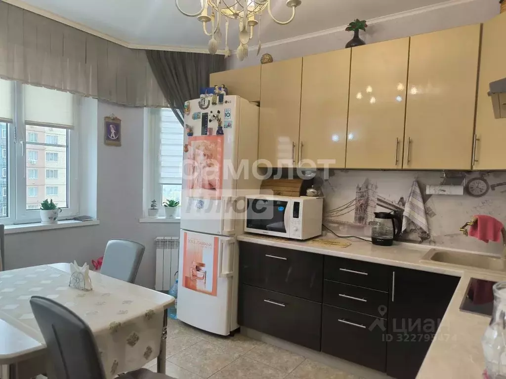 2-к кв. Курская область, Курск ул. Домостроителей, 1 (61.0 м) - Фото 2