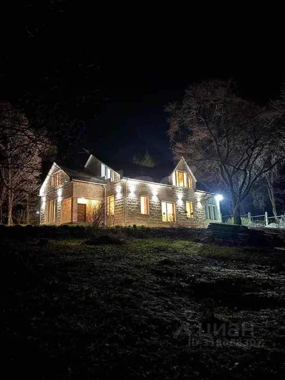Дом в Приморский край, Уссурийск ул. Лесная, 4 (258 м) - Фото 0