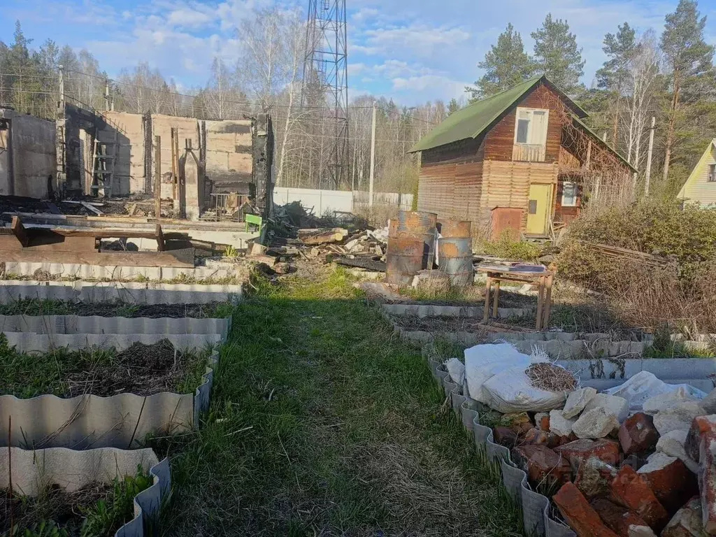 Дом в Свердловская область, Екатеринбург № 25 АО УЗТМ КС, 275 (162 м) - Фото 1