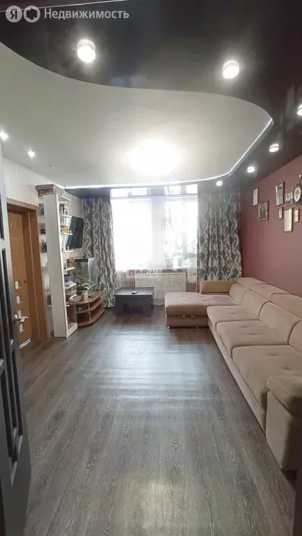 4-комнатная квартира: Кирово-Чепецк, проспект Мира, 24 (81 м) - Фото 1