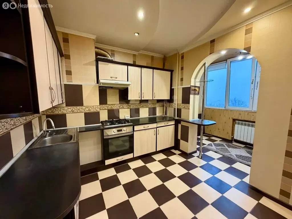 5-комнатная квартира: Симферополь, Балаклавская улица, 47 (93.5 м) - Фото 1