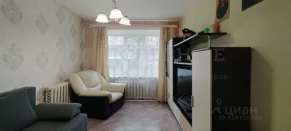 2-к кв. Новгородская область, Боровичи ул. Механизаторов, 3 (32.0 м) - Фото 0