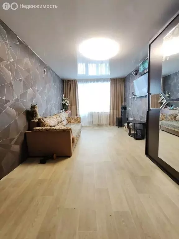 3-комнатная квартира: Шадринск, Мальцевский тракт, 8 (59.4 м) - Фото 1