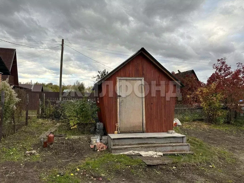 Дом в Новосибирская область, Бердск Ягодка СНТ, 112 (10 м) - Фото 0