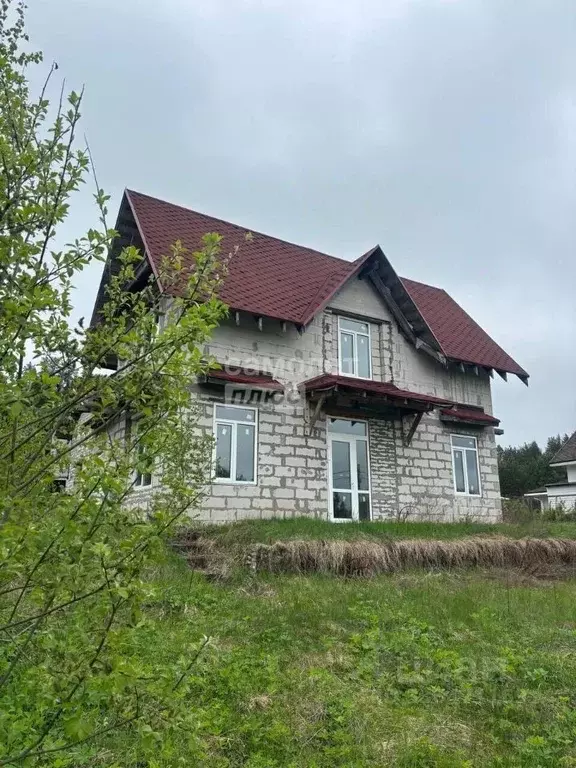 Дом в Ленинградская область, Выборгский район, Рощинское городское ... - Фото 1