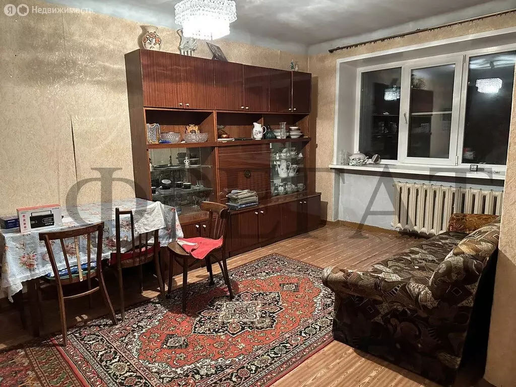 3-комнатная квартира: Красноярск, улица Калинина, 80А (55 м) - Фото 1