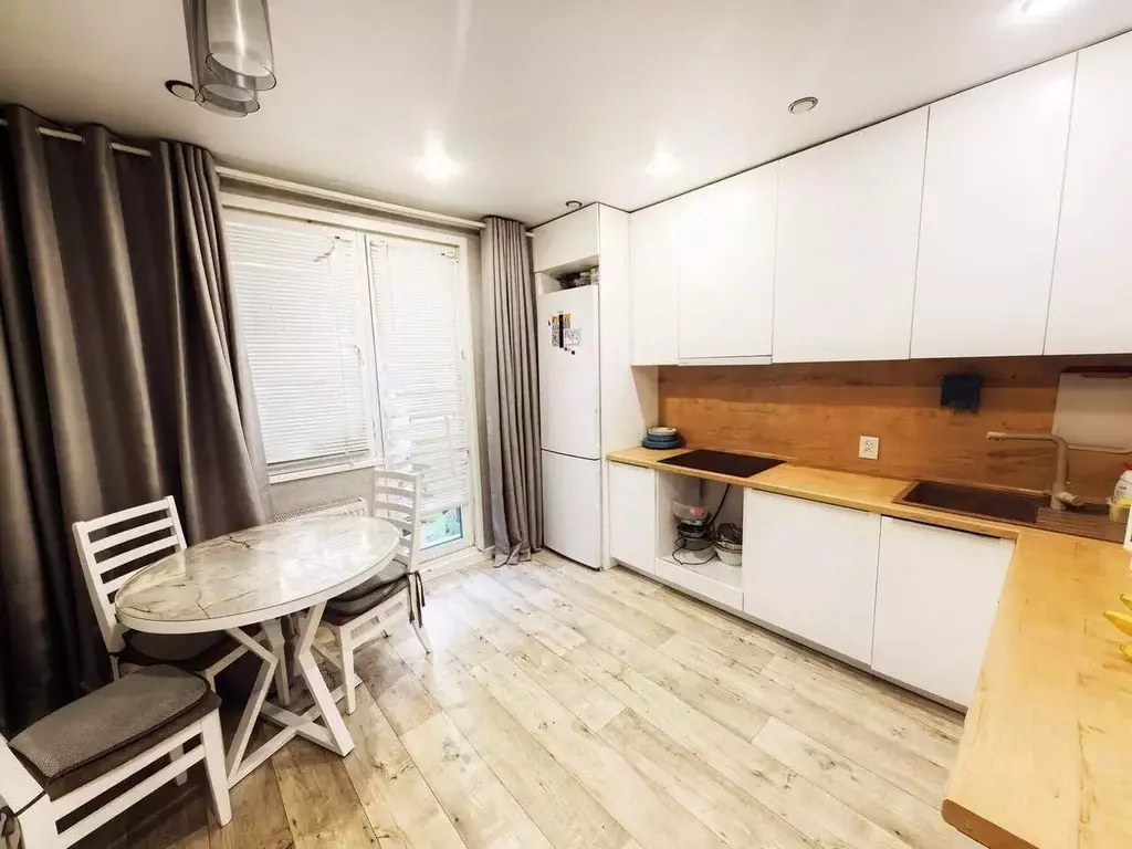 2-к кв. Татарстан, Казань ул. Баки Урманче, 11Бк3 (62.8 м) - Фото 1