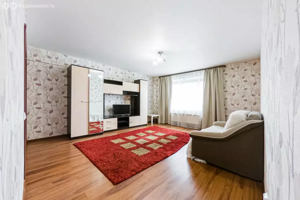 1-комнатная квартира: Екатеринбург, Парниковая улица, 3А (42.7 м) - Фото 1