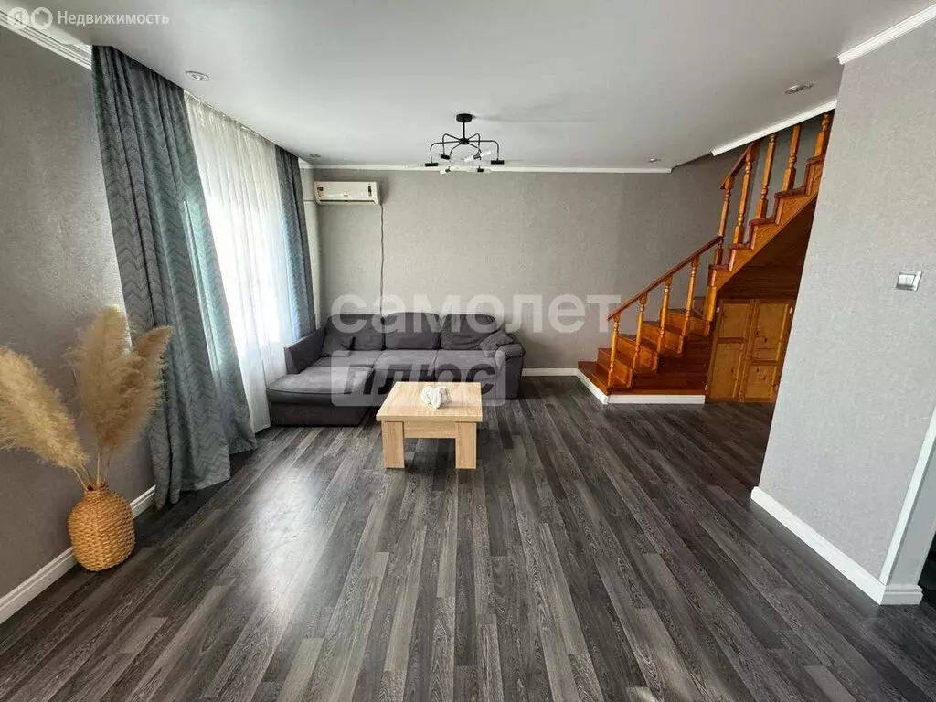 4-комнатная квартира: Астрахань, улица Софьи Перовской, 89 (101 м) - Фото 2