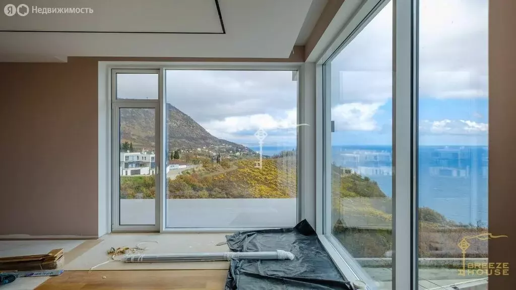 Дом в Республика Крым, муниципальный округ Алушта, посёлок Чайка, ... - Фото 1