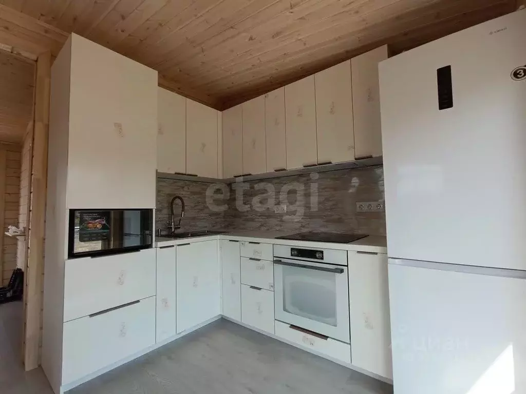 Дом в Приморский край, Артем Василек СНТ, 223 (30 м) - Фото 1