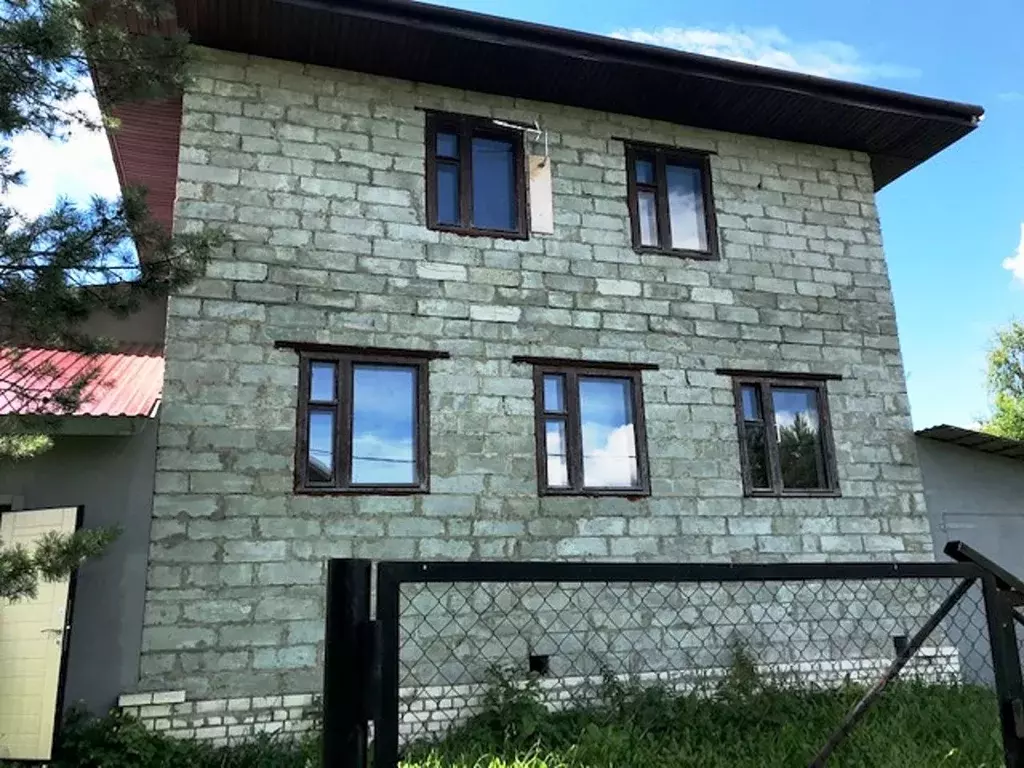 Дом в Тверская область, Калязинский район, д. Теляшовка  (130 м) - Фото 1