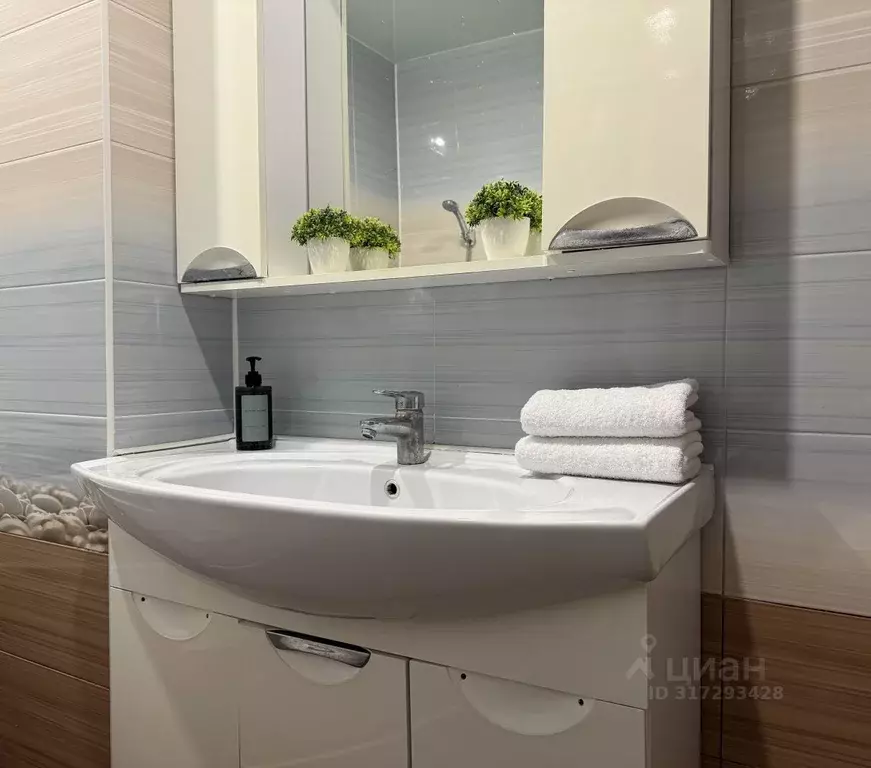 2-к кв. Краснодарский край, Сочи ул. Свердлова, 44 (60.0 м) - Фото 1