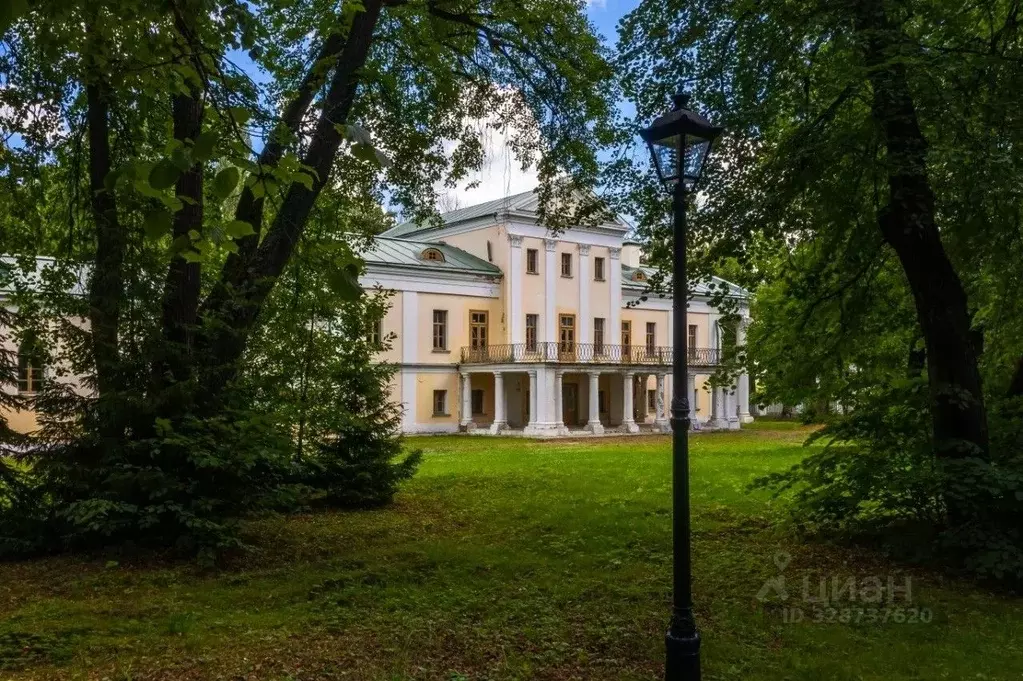 Участок в Московская область, Истра муниципальный округ, пос. ... - Фото 1