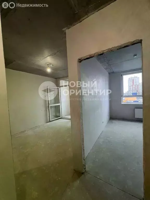 1-комнатная квартира: Екатеринбург, улица Пехотинцев, 1В (34.3 м) - Фото 2