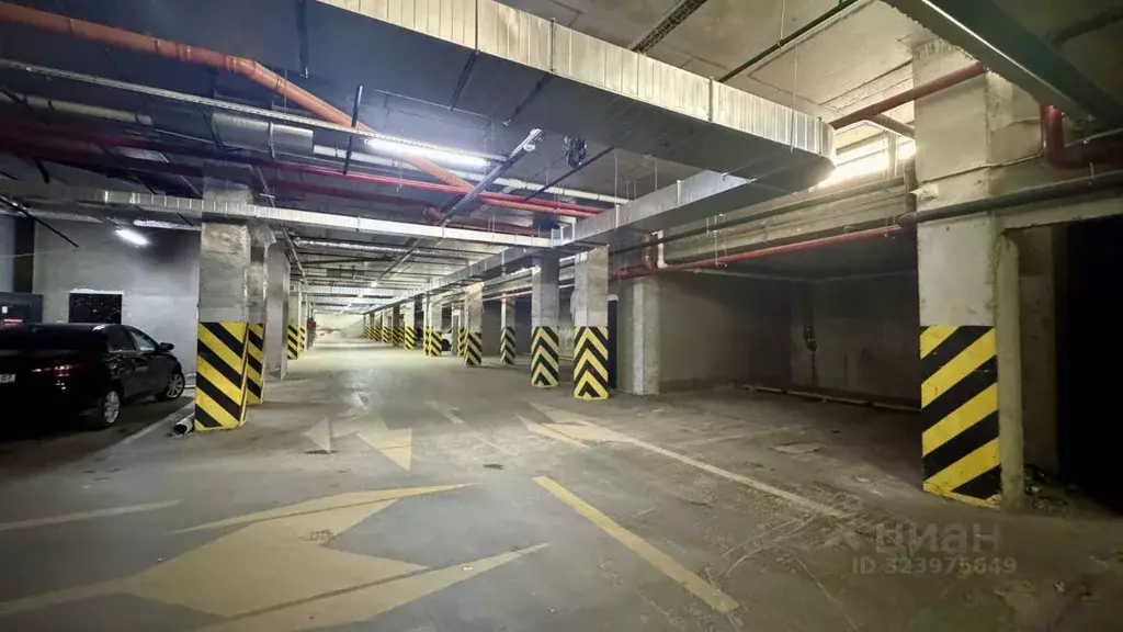 Гараж в Кабардино-Балкария, Нальчик ул. Шарданова (10 м) - Фото 1