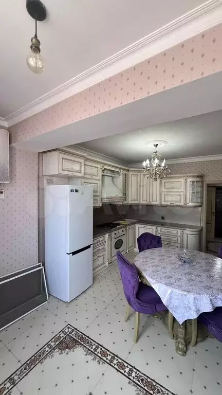 2-к. квартира, 70 м, 3/11 эт. - Фото 1