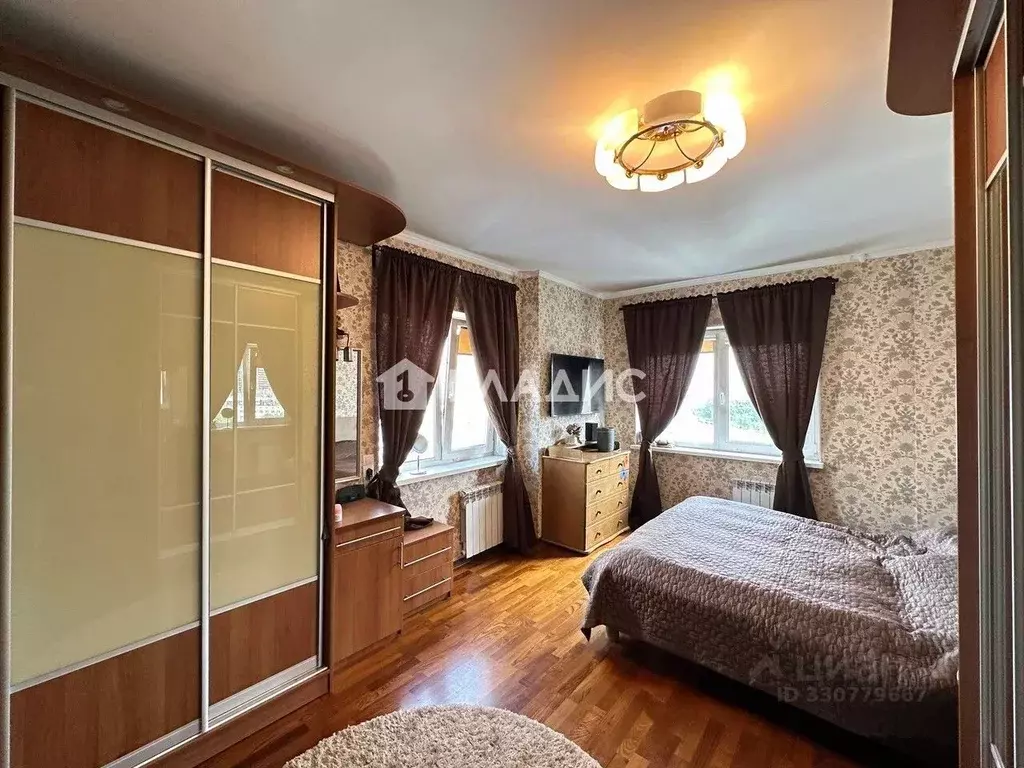 2-к кв. Санкт-Петербург пос. Шушары, Первомайская ул., 16 (78.0 м) - Фото 1