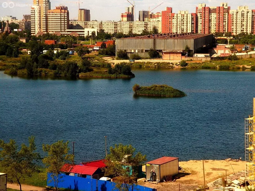 3-комнатная квартира: Санкт-Петербург, улица Димитрова, 22к1 (62 м) - Фото 1