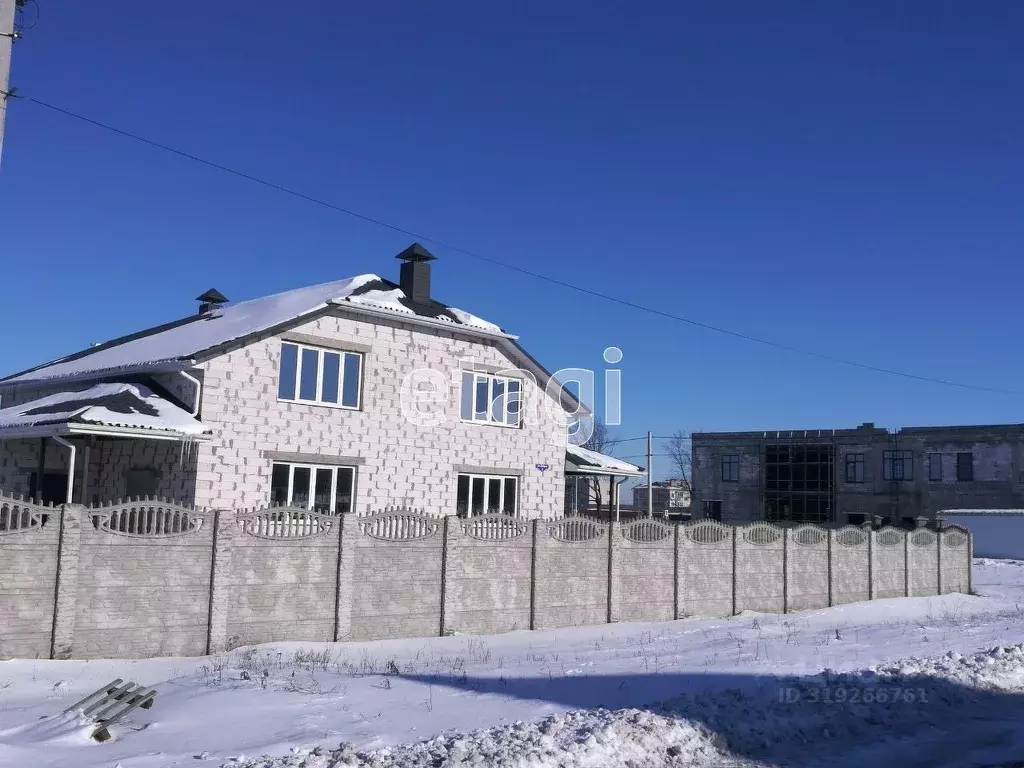 Дом в Белгородская область, Белгородский район, Разумное рп ул. ... - Фото 0