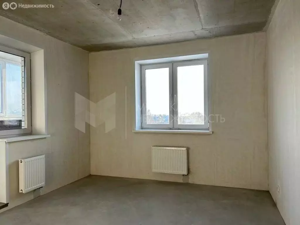 Квартира-студия: Тюмень, Дамбовская улица, 29к3 (39.22 м) - Фото 1