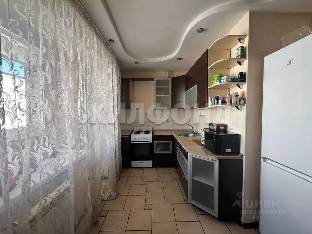 2-к кв. Хакасия, Абакан ул. Крылова, 112 (60.7 м) - Фото 1