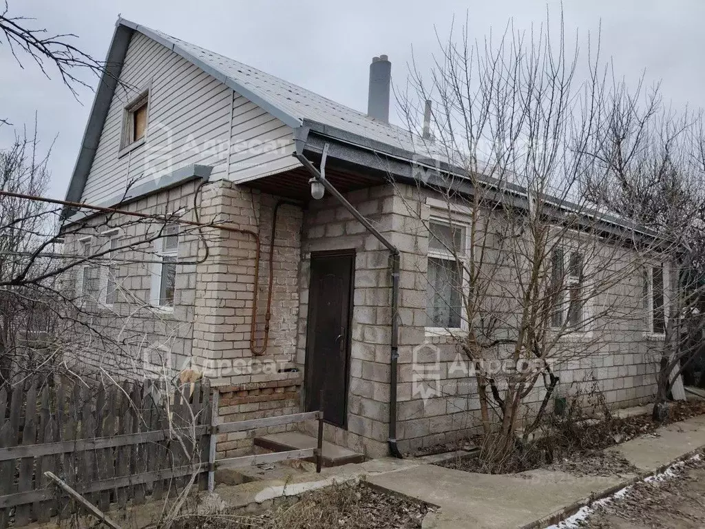 Дом в Волгоградская область, Городищенский район, Ерзовское городское ... - Фото 1