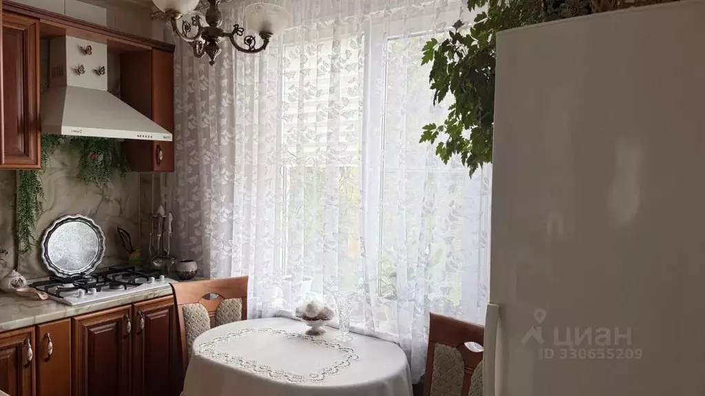 3-к кв. Московская область, Дмитров ул. Космонавтов, 14 (61.7 м) - Фото 2