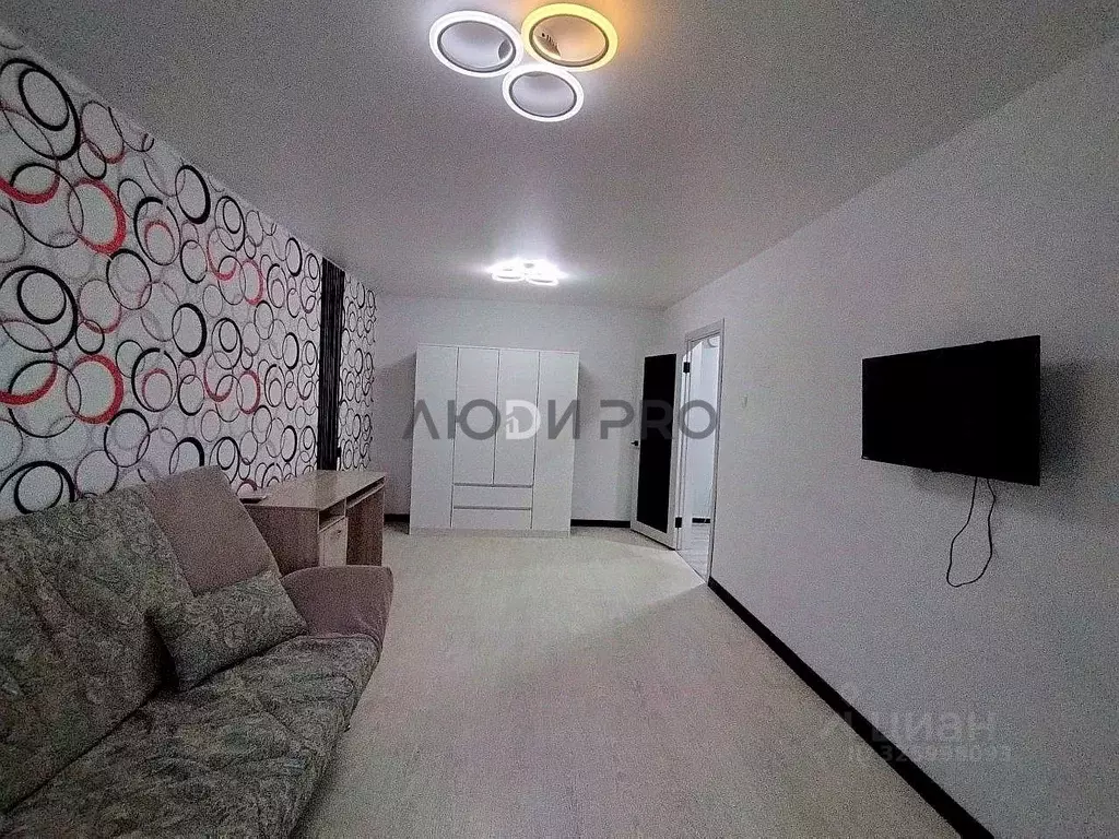 1-к кв. Саратовская область, Саратов Томская ул., 7 (33.0 м) - Фото 1