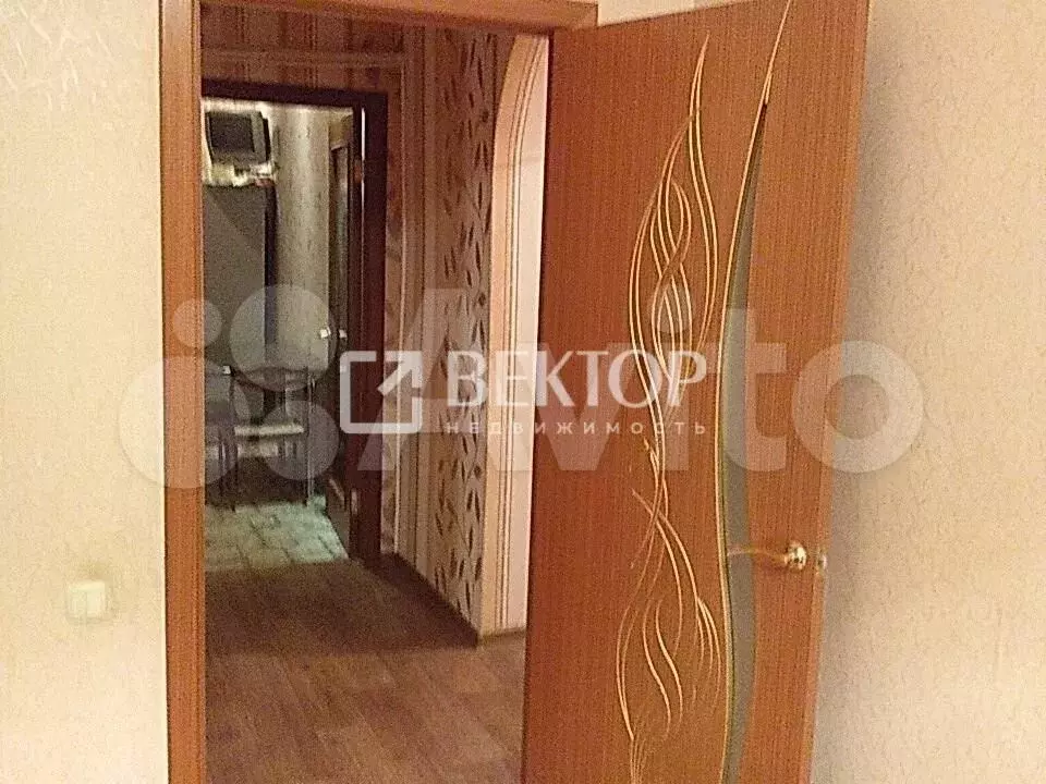 3-к. квартира, 89 м, 2/4 эт. - Фото 1