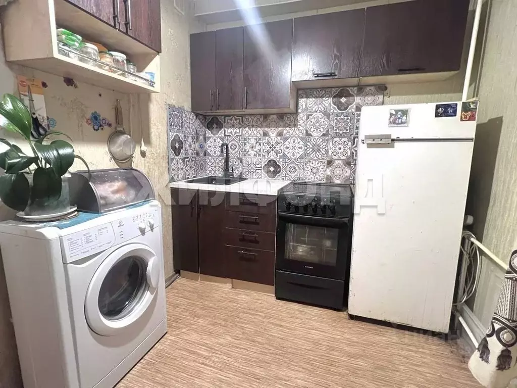 1-к кв. Алтайский край, Барнаул ул. Панфиловцев, 7 (28.2 м) - Фото 2