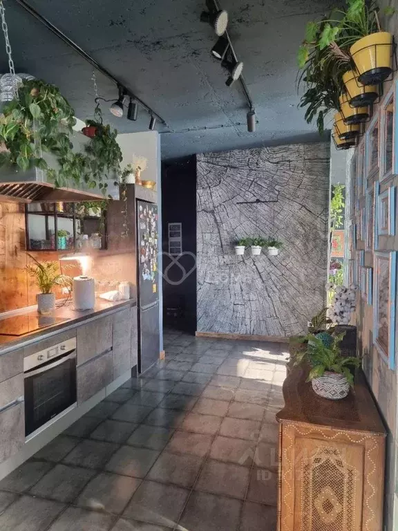2-к кв. Волгоградская область, Волгоград ул. Калинина, 2АлитА (71.1 м) - Фото 0
