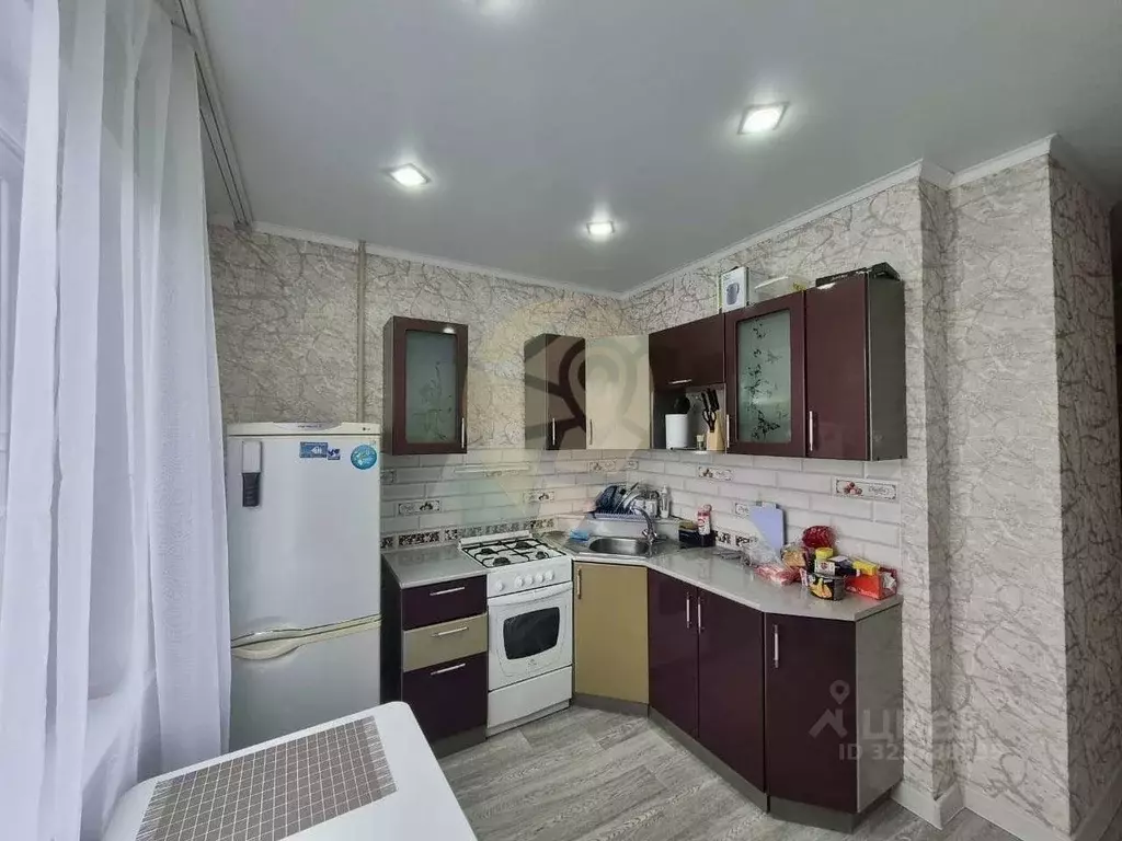 1-к кв. Белгородская область, Старый Оскол Студенческий мкр, 18 (37.0 ... - Фото 2