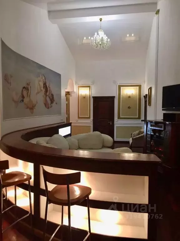 5-к кв. Саха (Якутия), Якутск ул. Курашова, 30/5 (235.0 м) - Фото 0