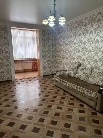2-к. квартира, 60 м, 2/4 эт. - Фото 0